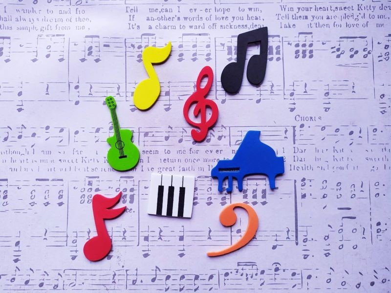Fustella M Musica e note musicali